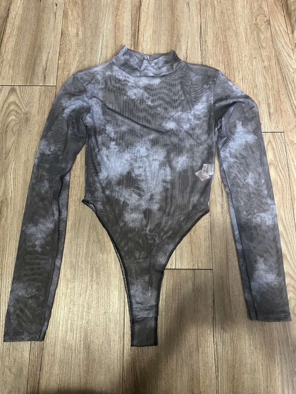 Sheet PrettyLittleThing Tie-Dye Long Sleeve Mock Neck Bodysuit
